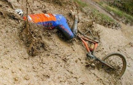 found this on photobucket, laughed alot, can you say muddy? :P