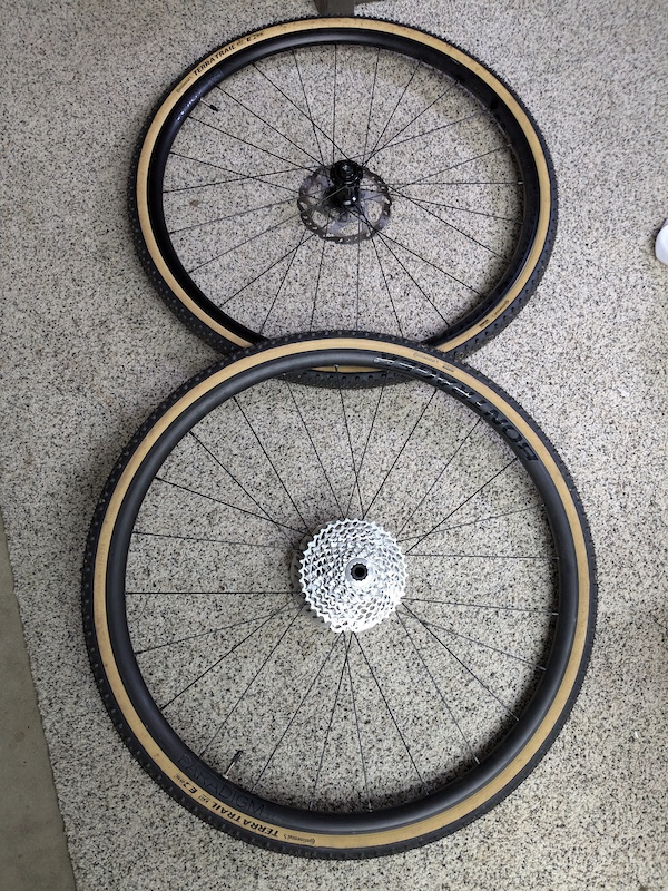 Bontrager Paradigm SL 700c Wheelset For Sale