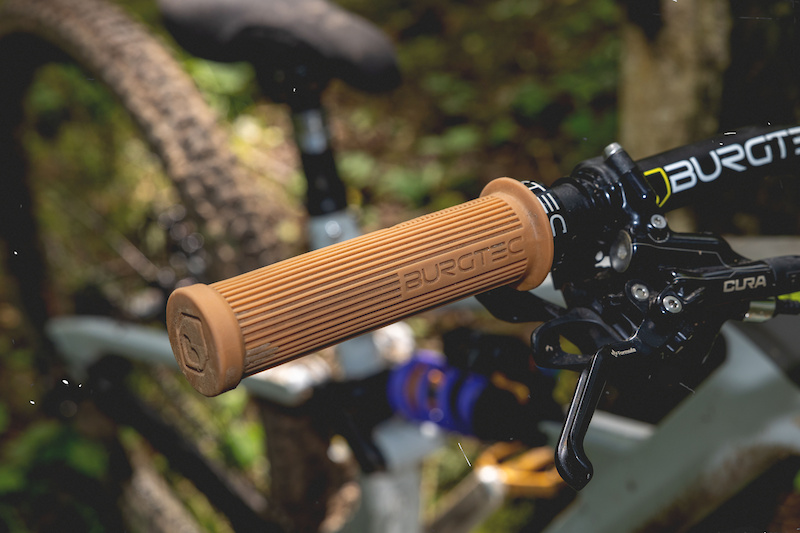 アメリカンバーベル社製 T-Gripショートバー アメリカンバーベル社製 T-Gripショートバー アメリカンバーベル社製 T