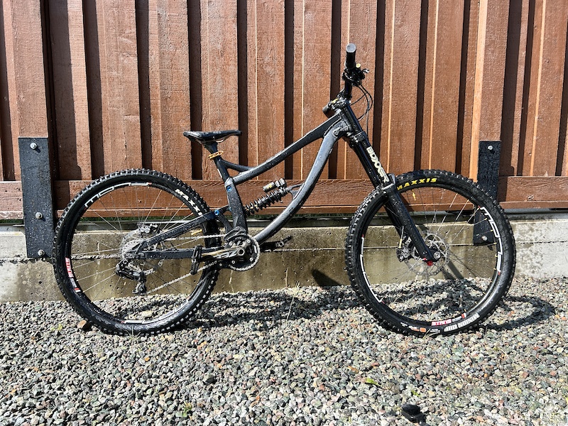 Transition TR500 DH Bike For Sale