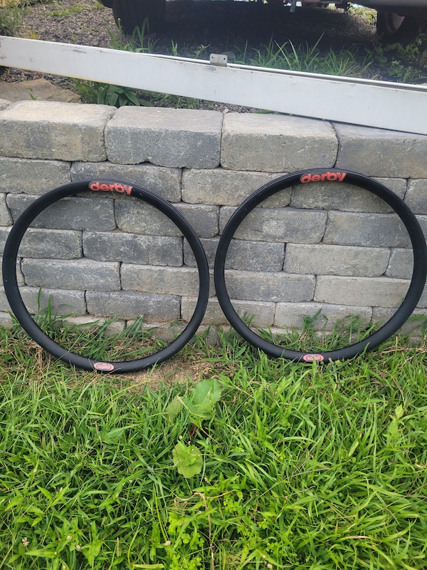 Derby Rim 2016 Derby AM Carbon Rims 27.5 For Sale
