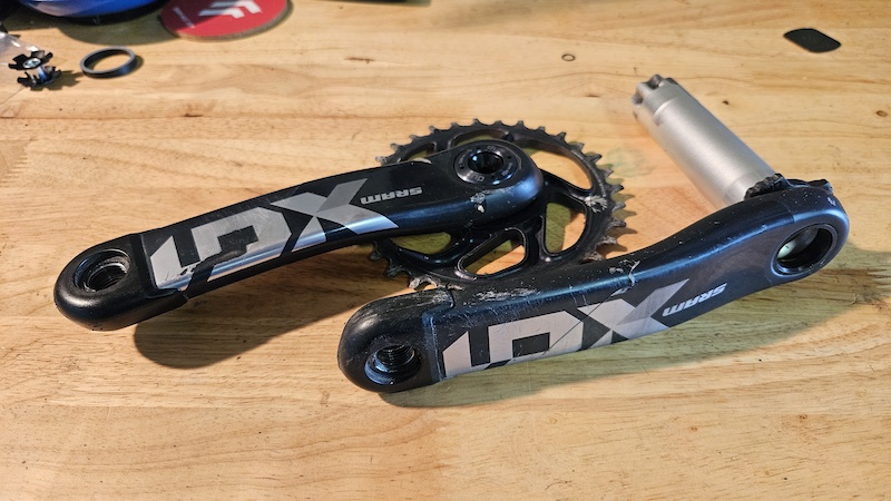 2022 Sram X01 Carbon 165mm Cranks For Sale