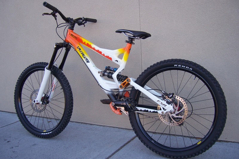 Specialized SX Trail '08. Custom build, this is awesome