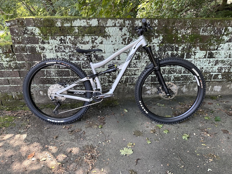 Large Ripmo Af V1 2022 Ibis Ripmo AF V1 Deore Medium Silver For Sale