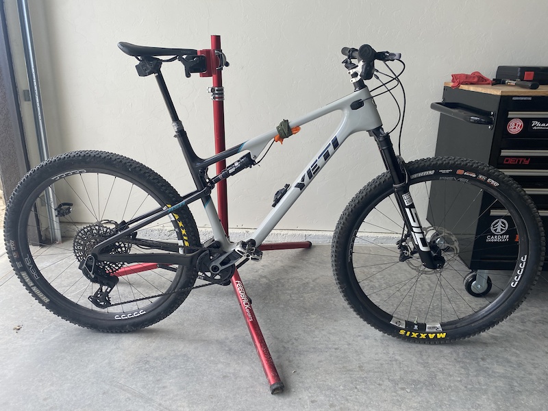 2024 Yeti ASR XL T2 build with upgrades For Sale