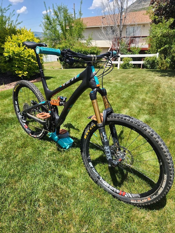 2019 YETI SB5 TURQ LUNCH RIDE COIL SHOCK LARGE For Sale