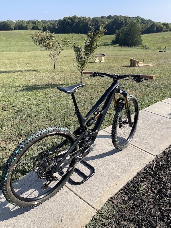 2022 YT CAPRA 29 CORE LARGE BLACK MAGIC For Sale