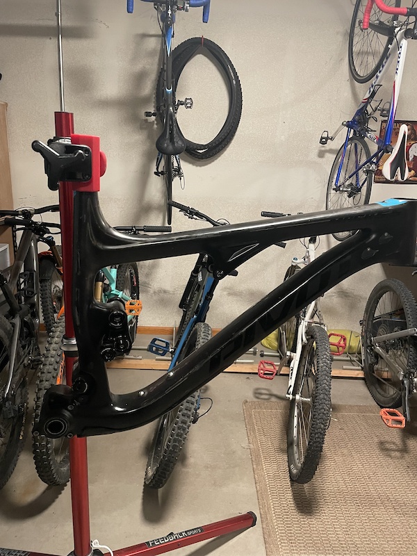 2017 pivot mach 5.5 half off For Sale