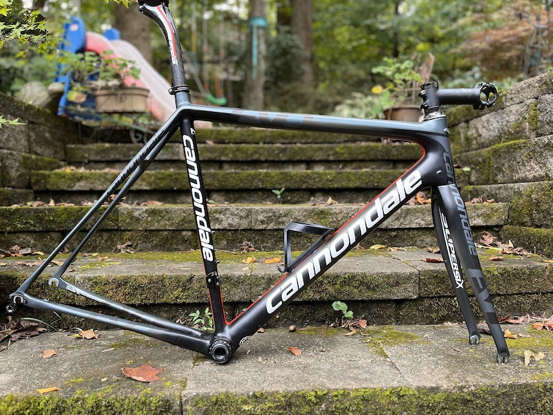 2013 Cannondale SuperSix Evo Hi-Mod - beautiful condition! For Sale