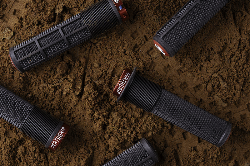 Impugnature DMR DeathGrip 2 Flangiate – Spesse, Nere, Lock-on, Per Bici - 2