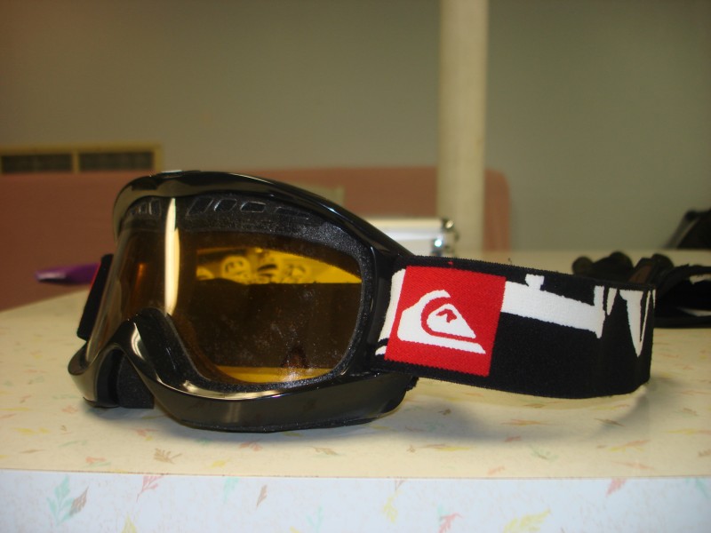Quiksilver goggles