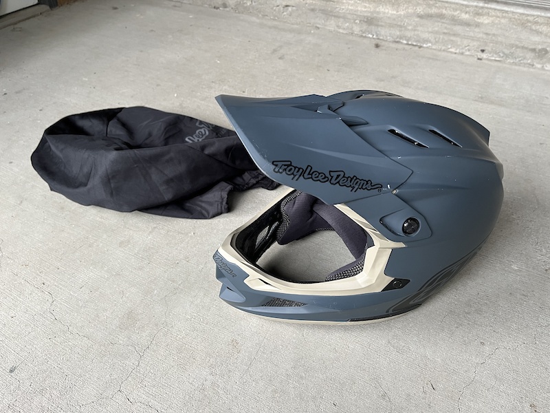 F7 EGOP 808-NB-VC PREMIUM FACEMASK