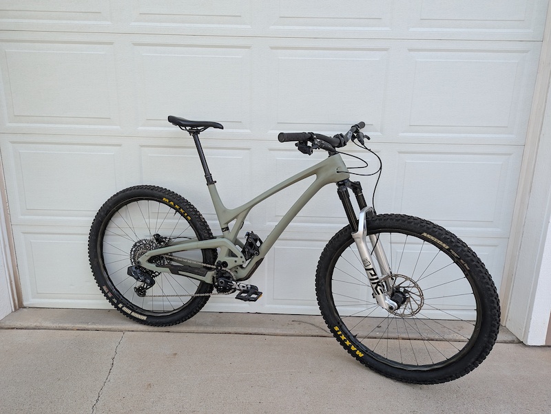 2022 Evil Following V3 – Large Frame – Carbon 29er For Sale
