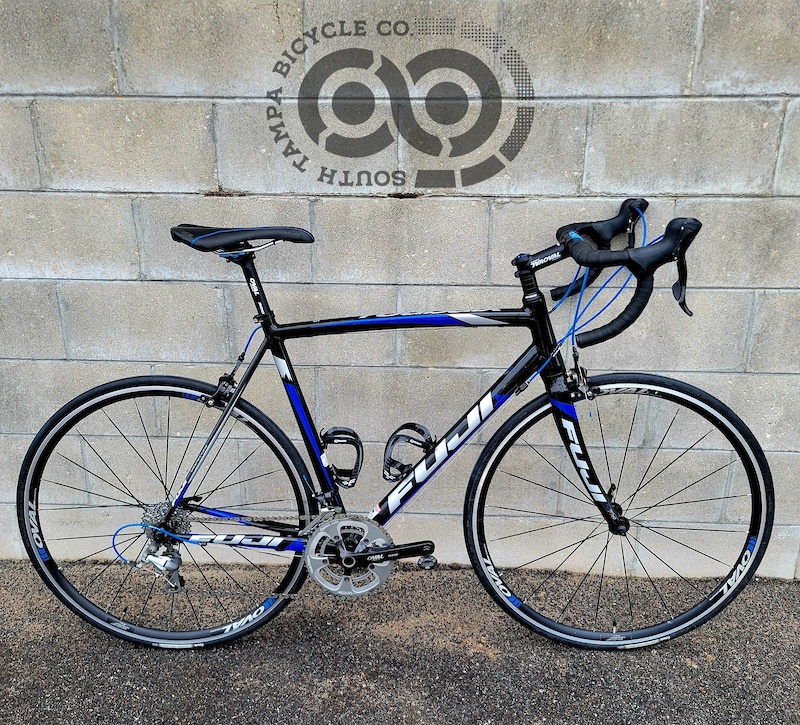 2012 Fuji Roubaix 1.5 Road Bike 56 For Sale