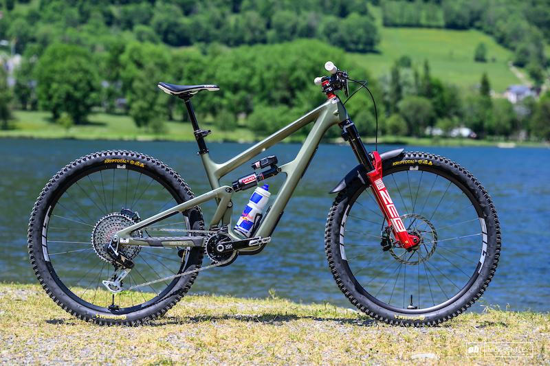 ピカピカレイン Bike Check: Greg Callaghan's Ibis Ripmo - Pinkbike