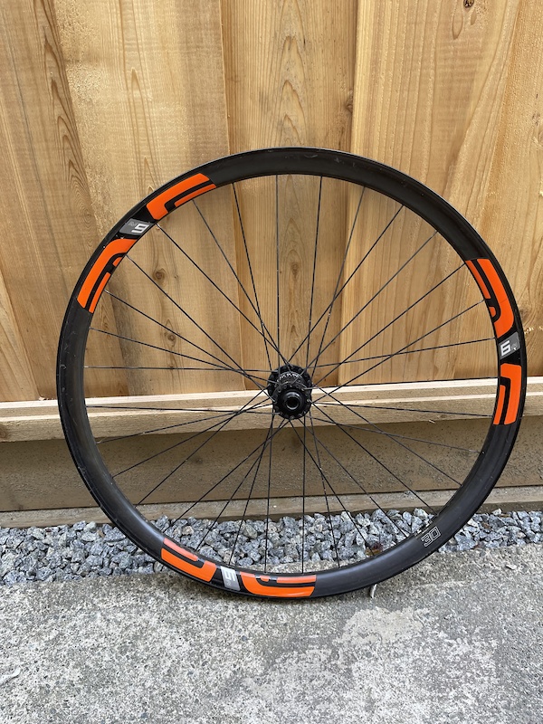Enve 30 Rim 2023 ENVE M9 30 front wheel For Sale