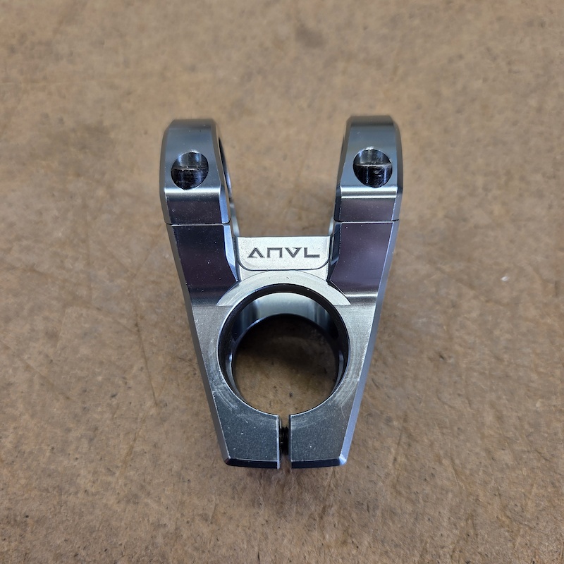 アンヴィル SWAGE V2 / φ35mmクランプ 40mmリーチ ANVL 【公式直営