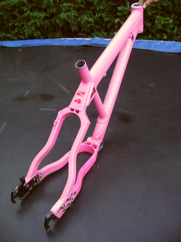 my old pornking frame, powercoated pink with red 24. wish i kept it