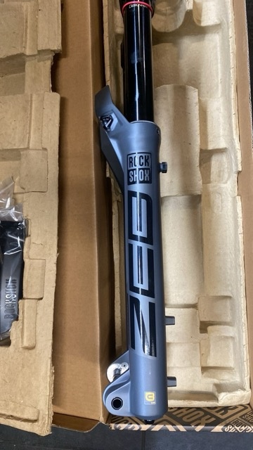 2025 RockShox Zeb Ultimate - 29