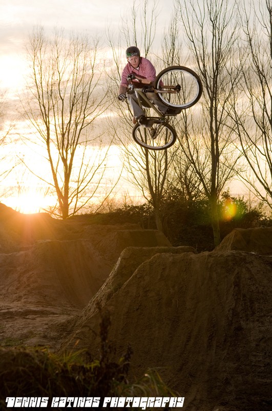 SDG Dirt Comp winner doing a cool table, was a great evening at the most beautifull little trails in the Netherlands