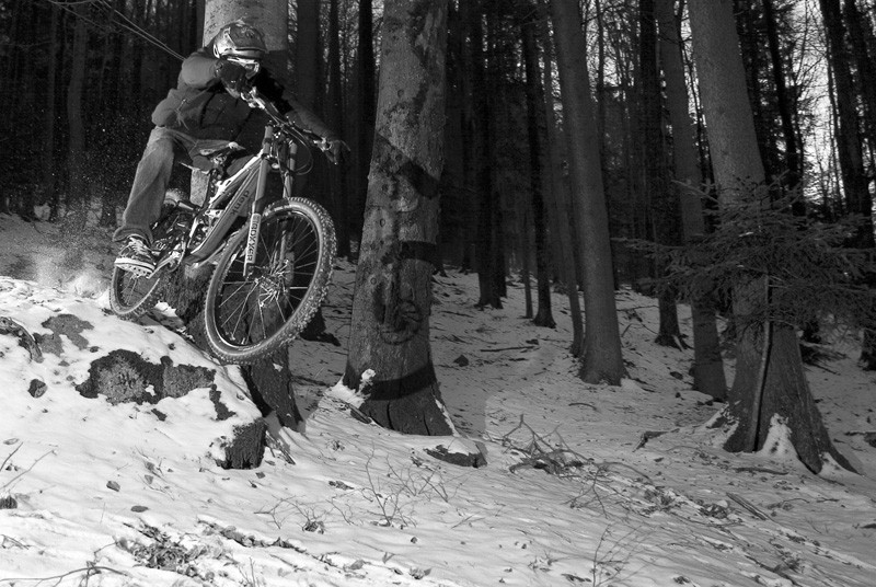winter riding with new bike. photo by stefan schopf
www.fk-riders.de