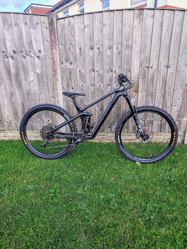 2021 Canyon Strive CF8 | Large Frame | 29er | Top Spec For Sale