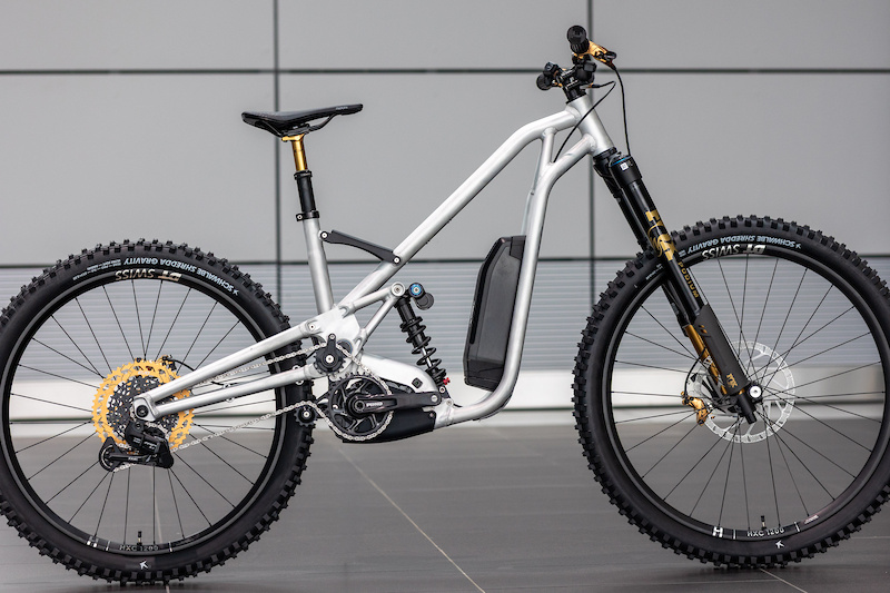 Náhodnosti ze dne 2 - Bespoked Show Dresden 2025 - Pinkbike