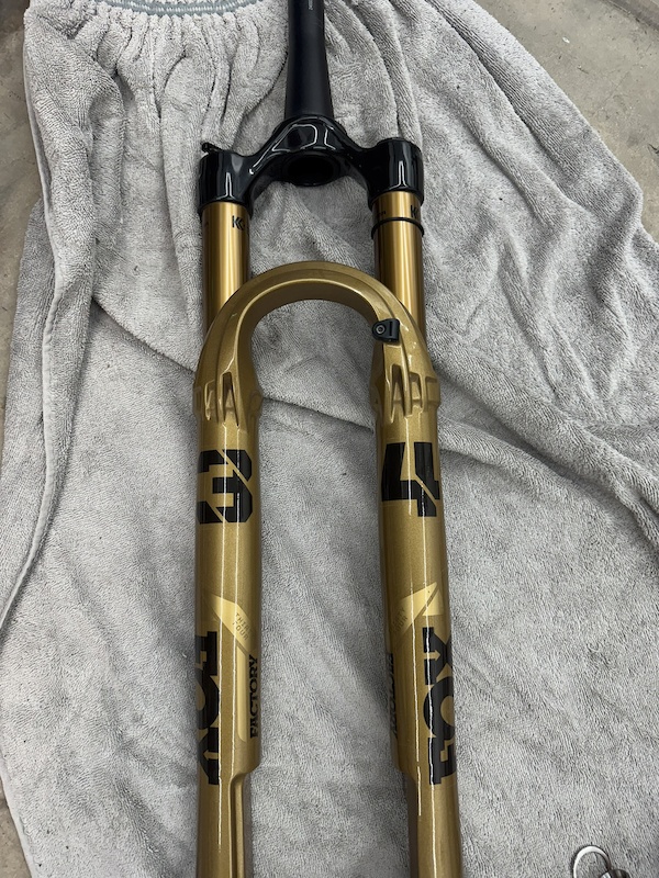 2025 Fox Factory 34 Grip SL 120mm Ultra Rare gold color For Sale