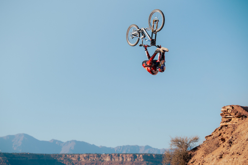 Jackson riddle in Virgin, Utah, United States - photo by Joew06 - Pinkbike