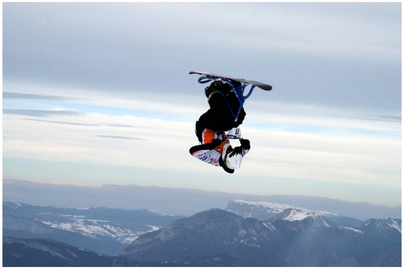 the french cup of snow scoot free style

front flip