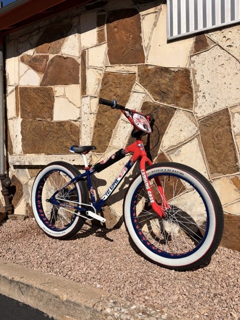 Hot Wheels Fat Ripper Bike 2024 SE Racing x Hot Wheels Fat Ripper 26