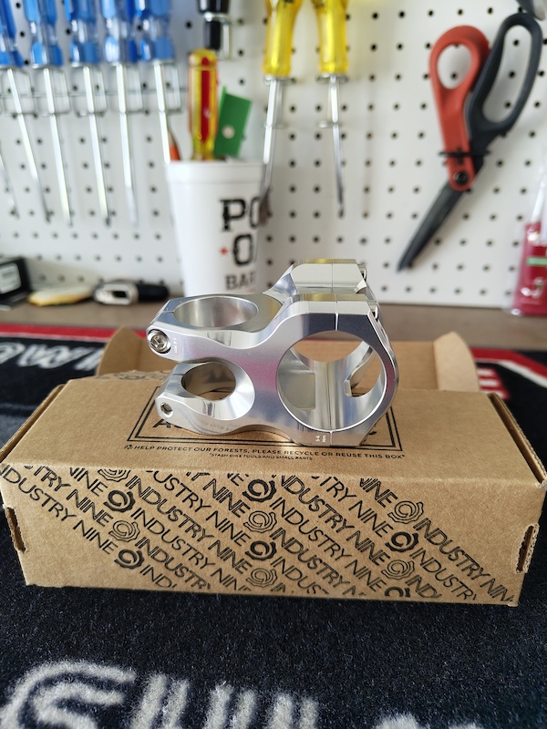 Industry NineA35 ステム 40mm シルバー 美品 Amazon | Industry Nine