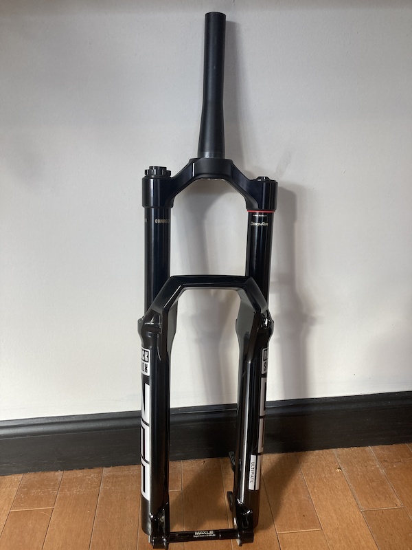 2025 Rockshox ZEB Ultimate 29” 160 travel suspension fork For Sale