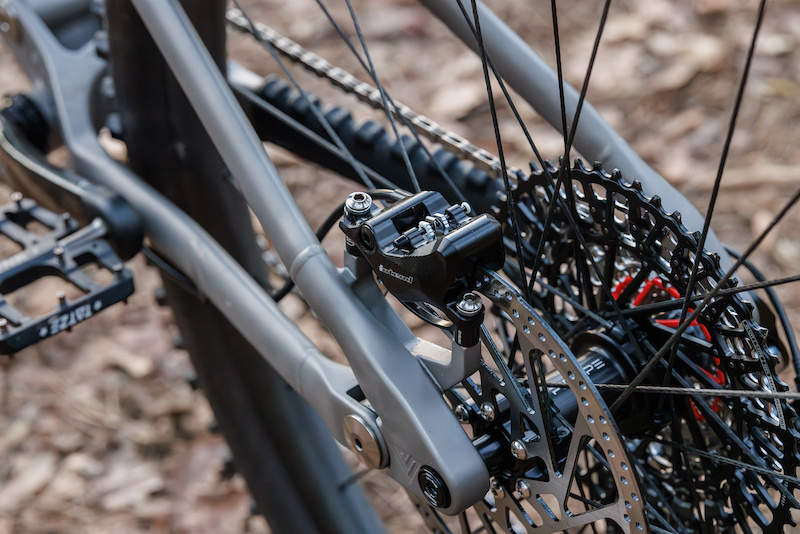 My new Velouria Cycles Even Flow equipped with Intend Trinity brakes and TRP discs.