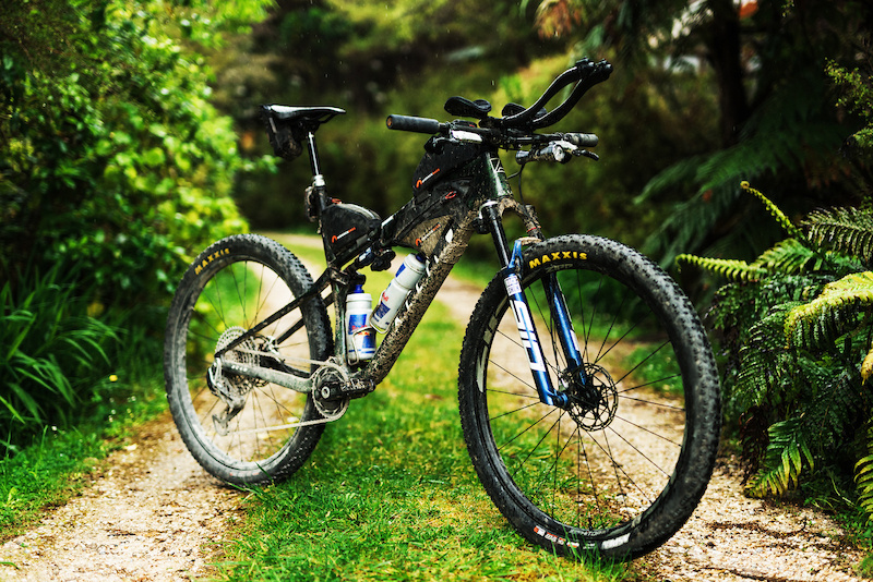 アベイシングエイプ　バランスバイク Bike Check: Payson McElveen's Aero-Modified Allied BC40 for New