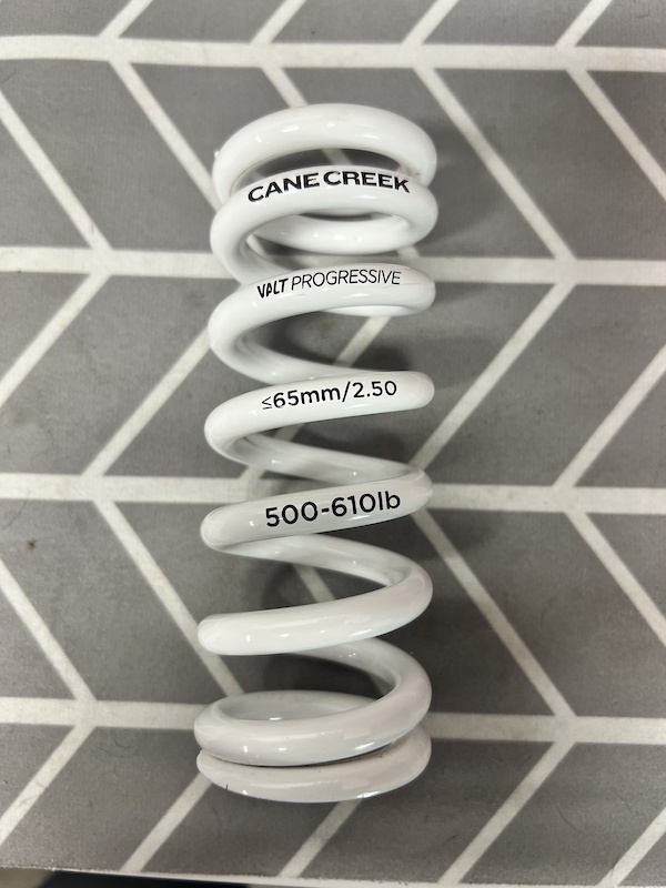 Cane Spring Medium 2025 Cane Creek Valt Progressive spring 65/2.50 500-610lb For Sale