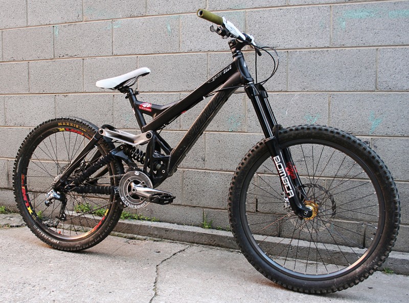 2004 Specialized Demo 9DH - old bike