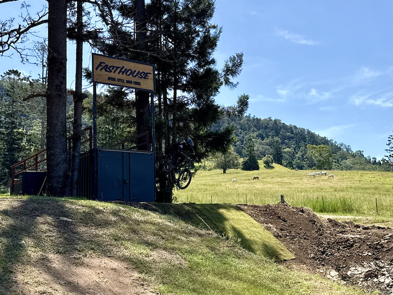 Drop Trail Containers Container Drop Mountain Biking Trail - Gold Coast