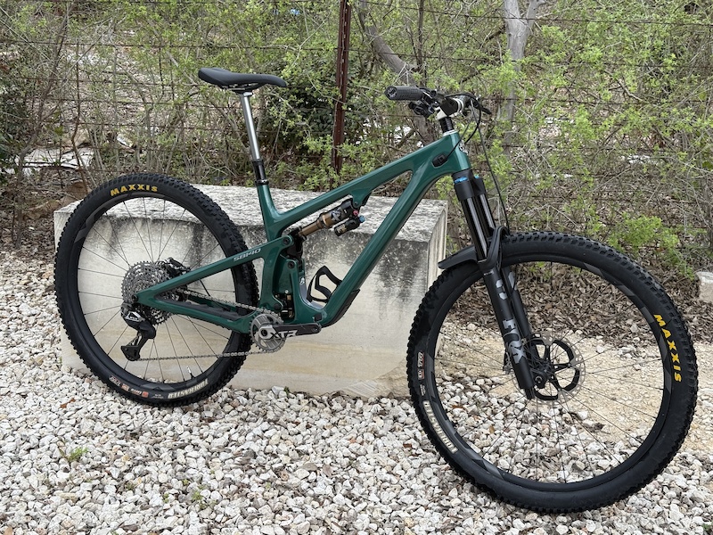 2025 Yeti SB140 - Full Carbon XTR Build, Like New For Sale