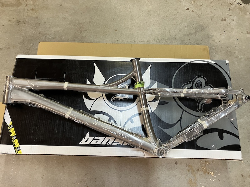 2026 Banshee Enigma frame + Cane Creek Helm MKII fork For Sale