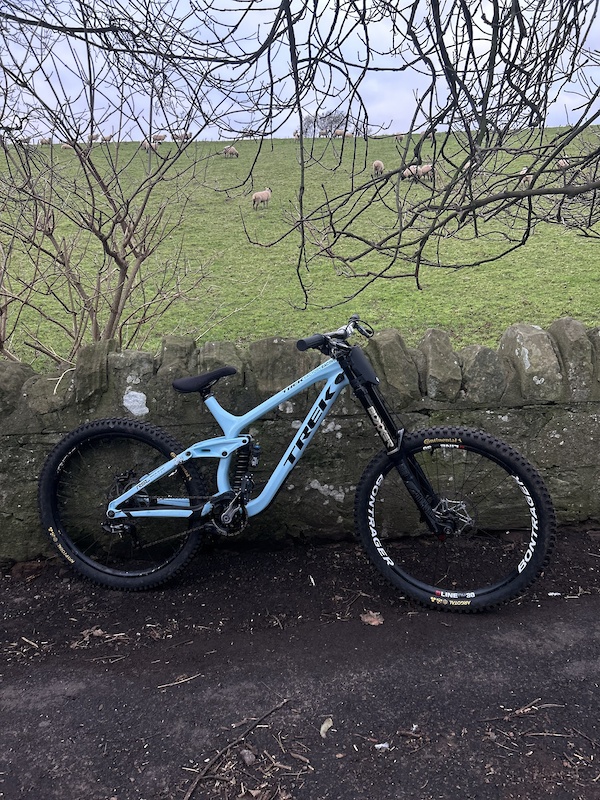 2016 Trek Session 9.9 RSL Custom Build For Sale