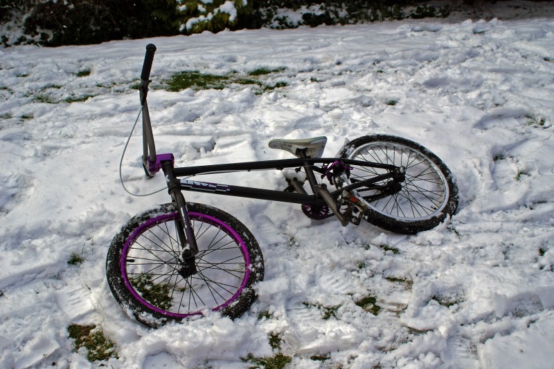My wethepeople recon with snow on it .. I made snow jumps which fell apart as soon as my bike touched them.