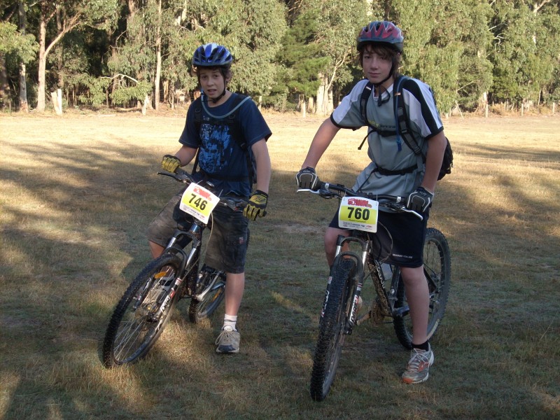 jack and rob at the wombat race