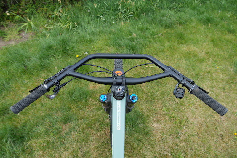 The Good, The Bad & The Ugly: Pinkbike Tech Editors' Preferred Handlebars