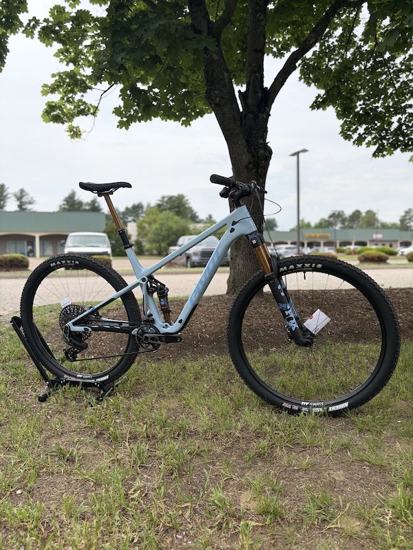 2025 Pivot Mach 4sl Blue large pro xo For Sale