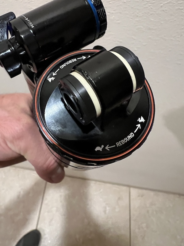 2024 RockShox Super Deluxe Ultimate RC2T Shock 230x60 For Sale