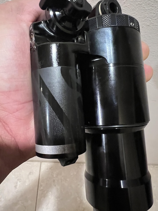 2024 RockShox Super Deluxe Ultimate RC2T Shock 230x60 For Sale