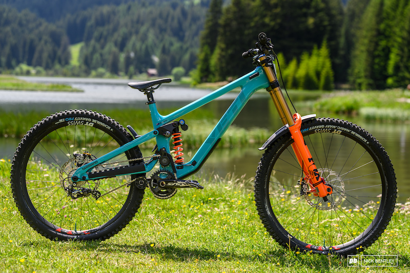Bike Check: The Most Dominant Race Bike of 2026 - Jonty Williamson's Yeti Special Projects DH