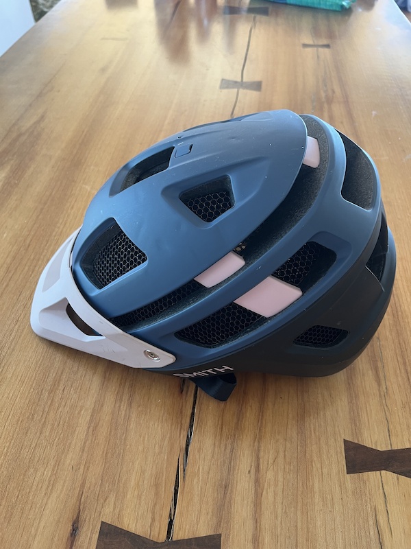 smith forefront 2 mips helmet matte indigo peony Engage bike And when your palms start to sweat right before you drop in Smith Engage 2 MIPS MTB