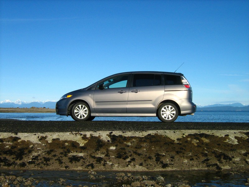 When is a minivan not a minivan? 
When it's a Mazda5.

(seriously, I should be a photographer)